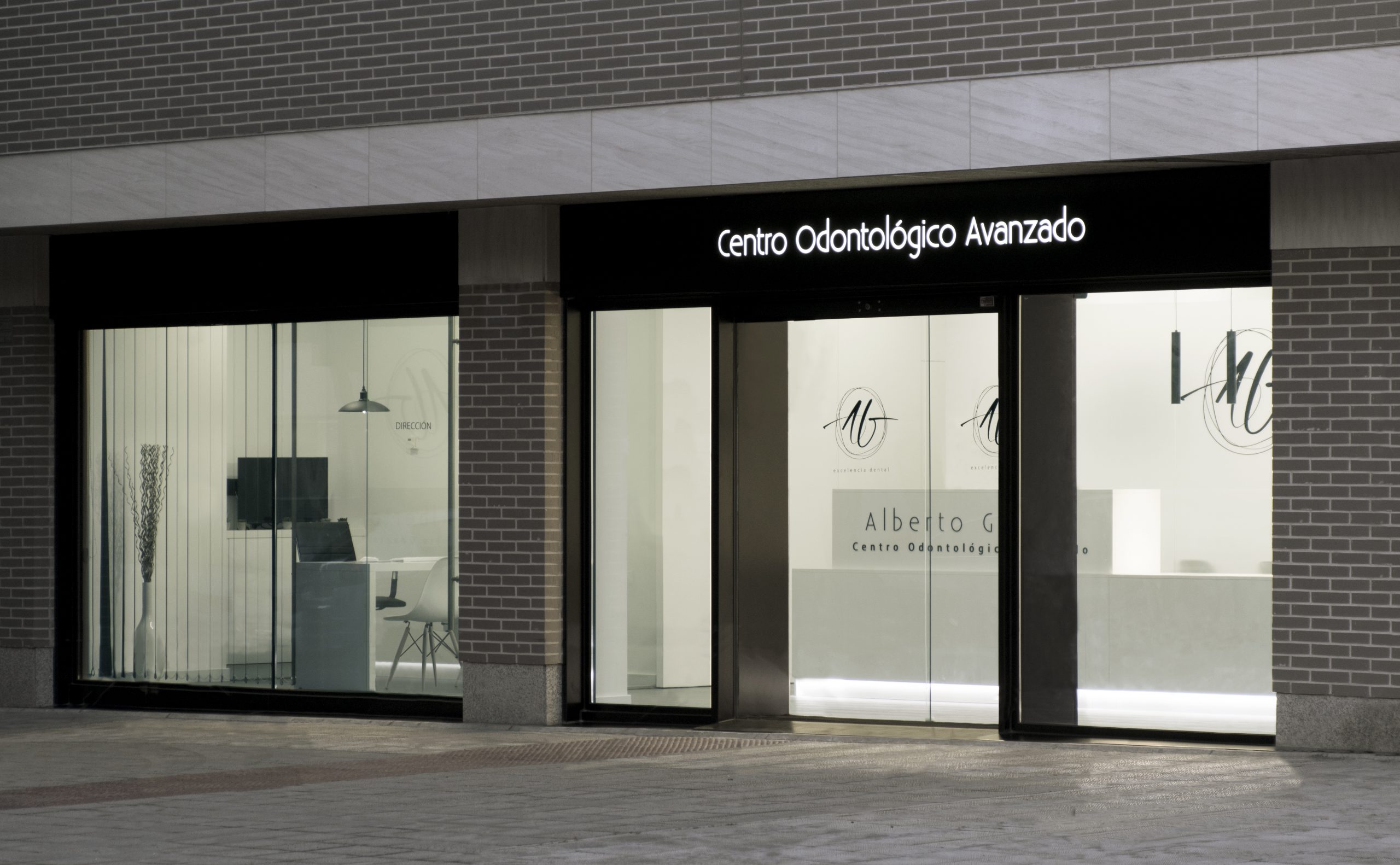 Clinica-Dental-Moreruela-Murillo-Hernandez-Arquitecturaclinica-dental-moreruela-murillo-hernandez-arquitectura