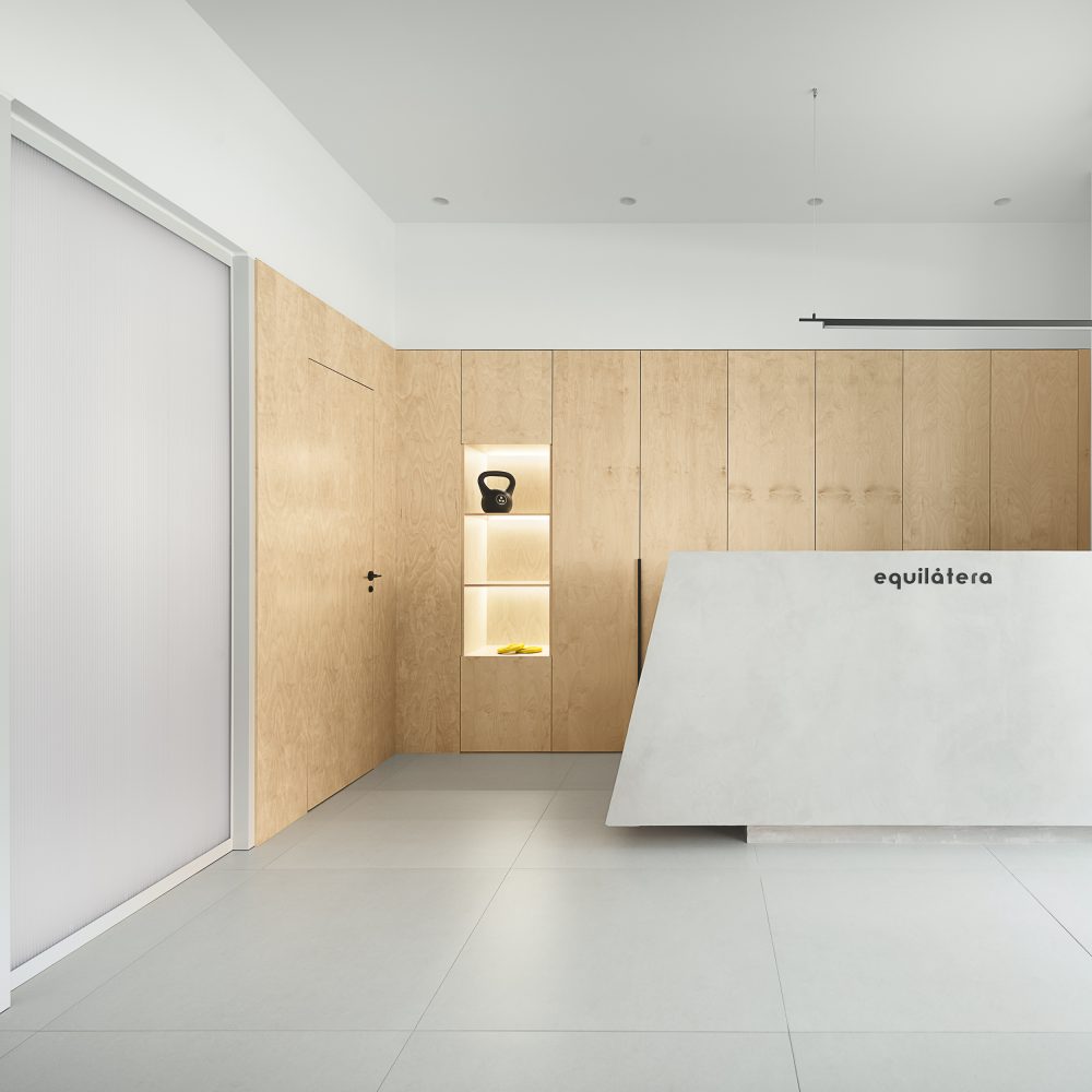 clinica-fisio-equilatera-murillo-hernandez-arquitectura