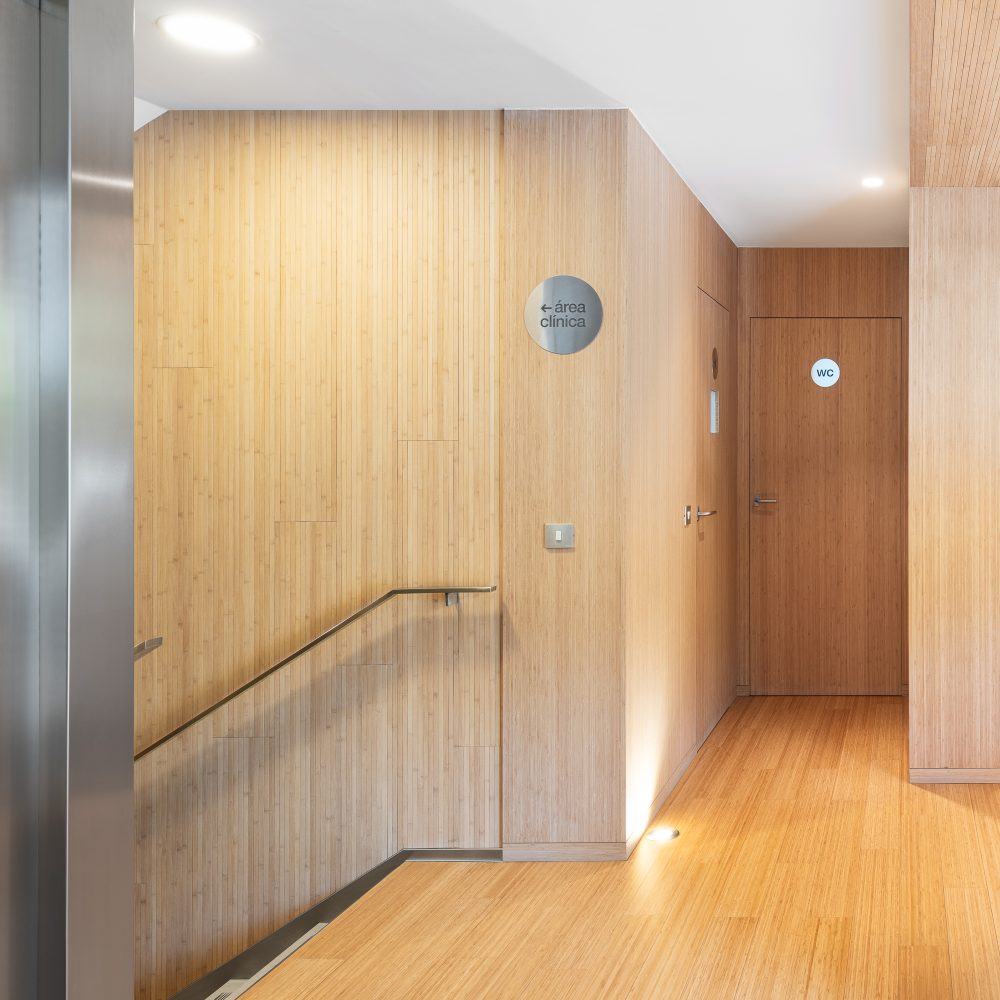 clinica-dental-MYM-valladolid-murillo-hernandez-arquitectura