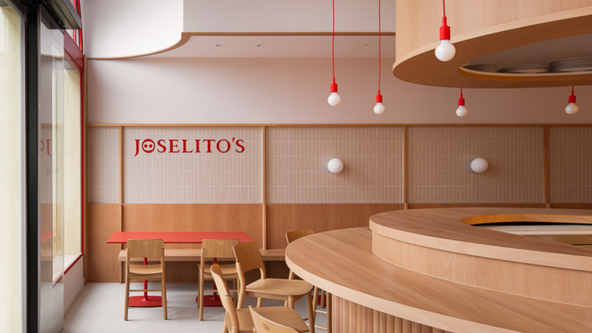 locales comerciales modernos